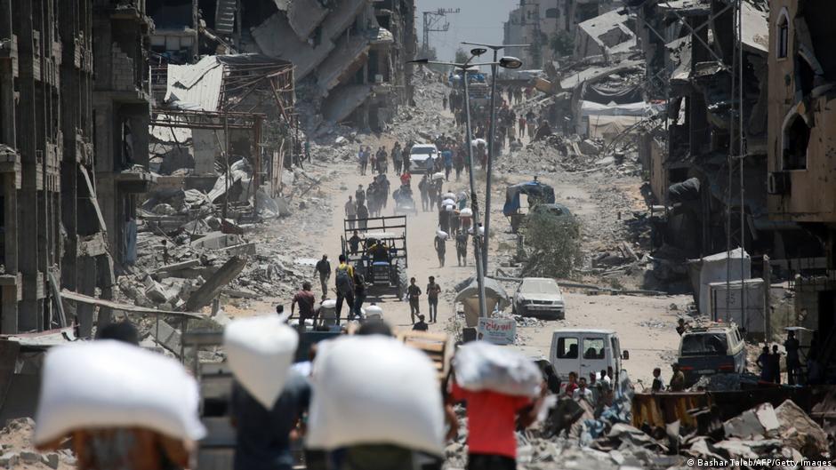 Israel opens aid crossing in northern Gaza – DW – 11/12/2025