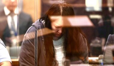 'Suitcase murders' mother sentenced to life – DW – 11/26/2025