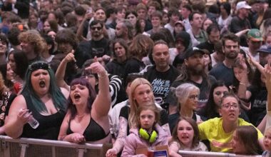 Federation Square boss defends security after crowd crush fears