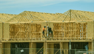 Report says three-storey apartments and townhouses would deliver 67,000 extra homes a year