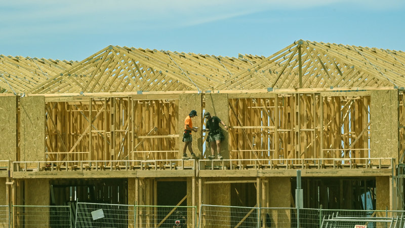 Report says three-storey apartments and townhouses would deliver 67,000 extra homes a year