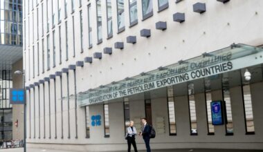 OPEC+ likely to maintain current output levels