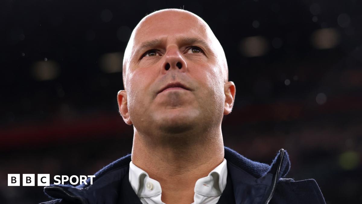 Premier League news conferences: Slot - 'Isak to join Liverpool training today'