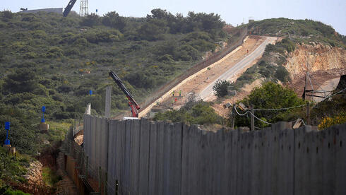 Lebanon to file UN complaint against Israel over border wall