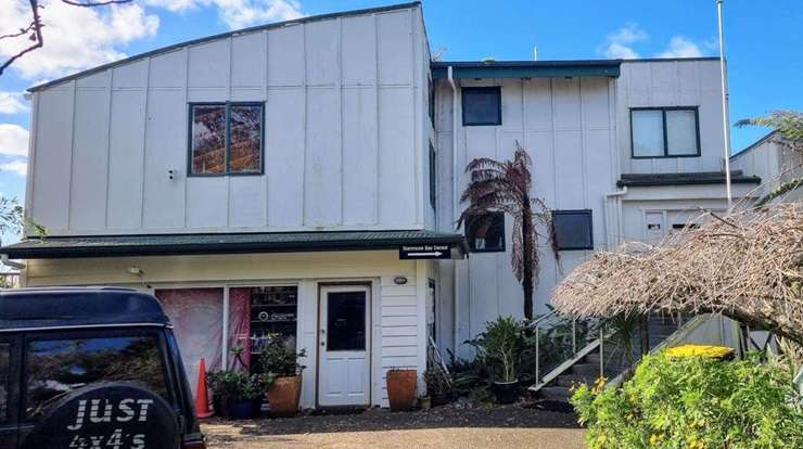 The three-bedroom home on Vipond Road, in Auckland's Stanmore Bay, was advertised as having 