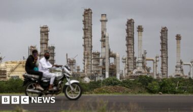 India's largest conglomerate stops Russian oil imports amid global pressure