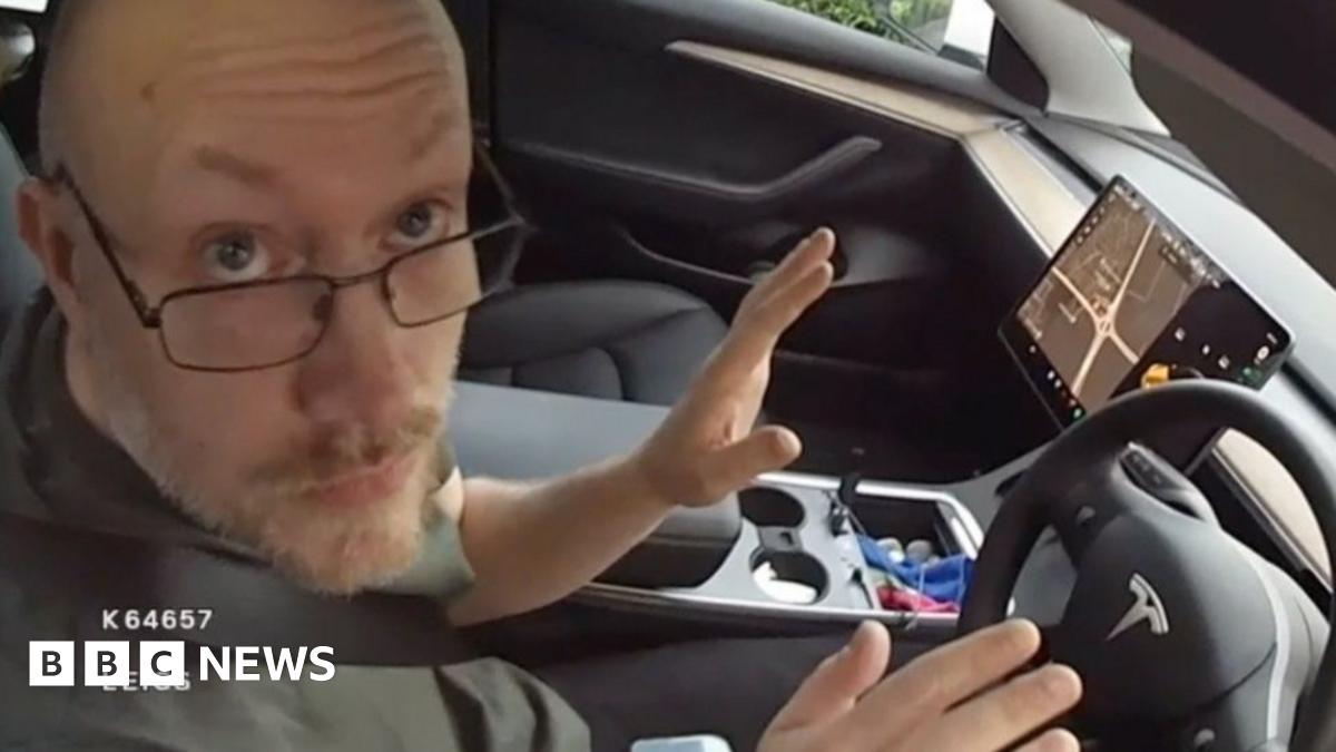 Lipscombe used the name of George when he chatted to Olivia. His Snapchat emoji character appears to be a young man with a black hat. He is wearing a brown hoody with a black T-shirt underneath. He has his hand on his chin.