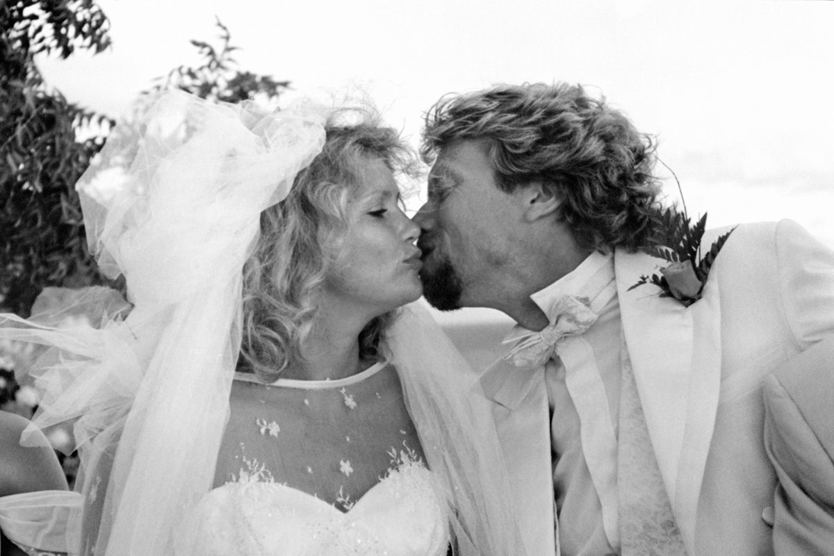 ‘Heartbroken’ Richard Branson announces death of his wife Joan Templeman - The Independent