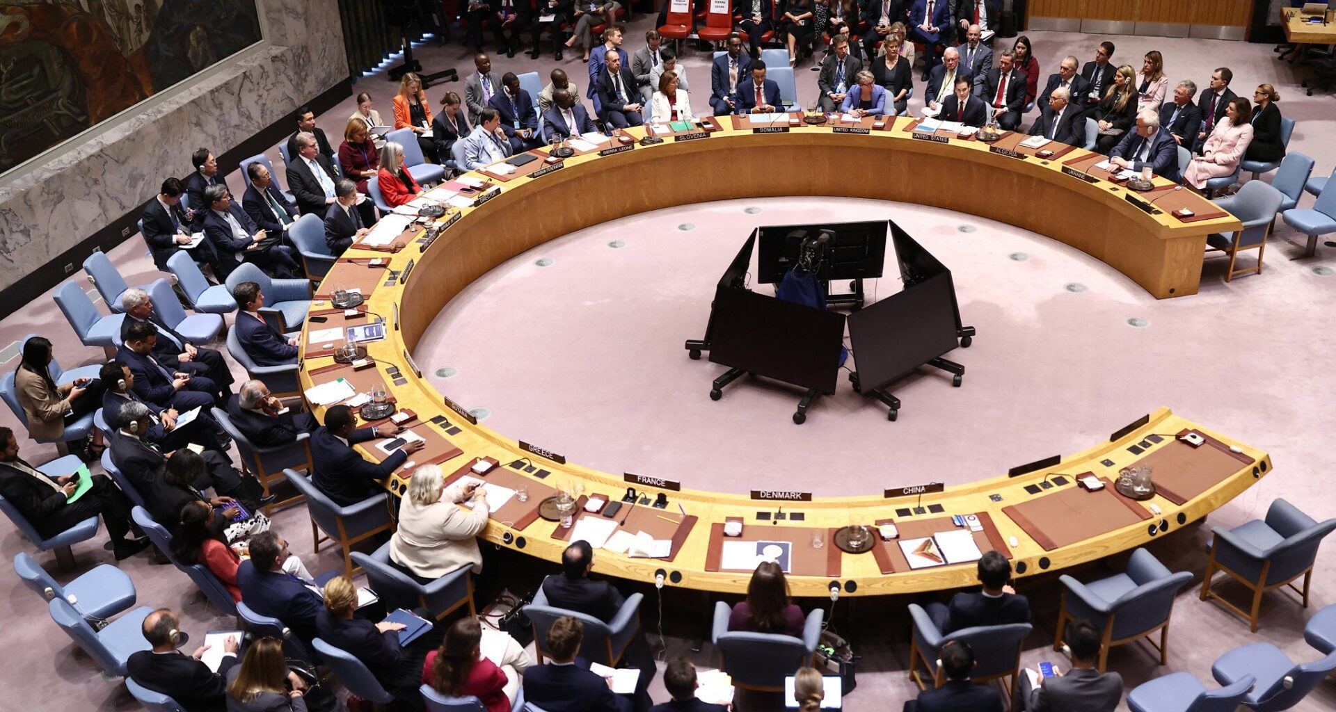 US proposal at UN for Gaza stabilization force faces pusback from Russia, China and Arabs
