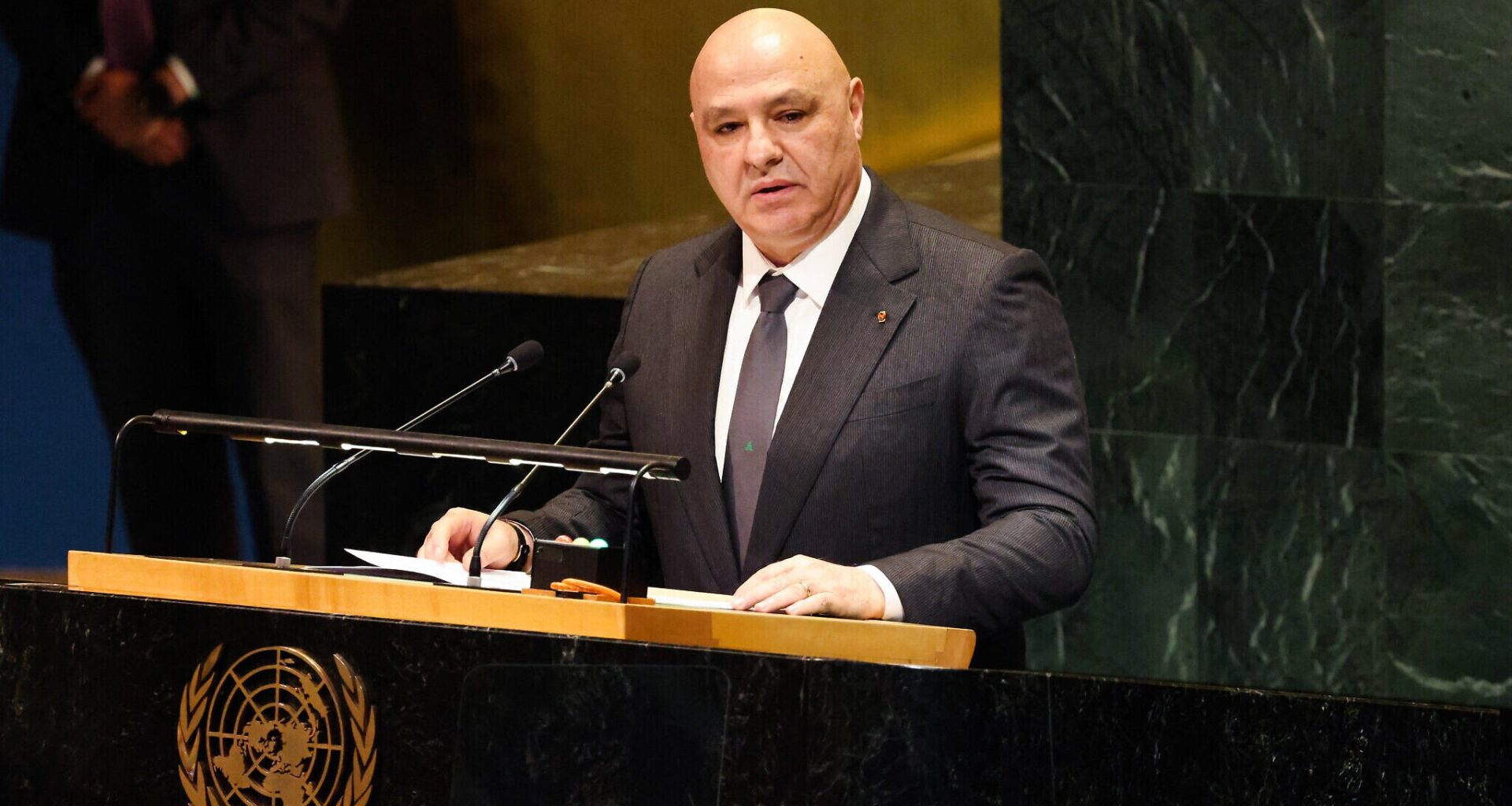 Amid IDF strikes, Lebanon’s Aoun says state monopoly on weapons needed in south