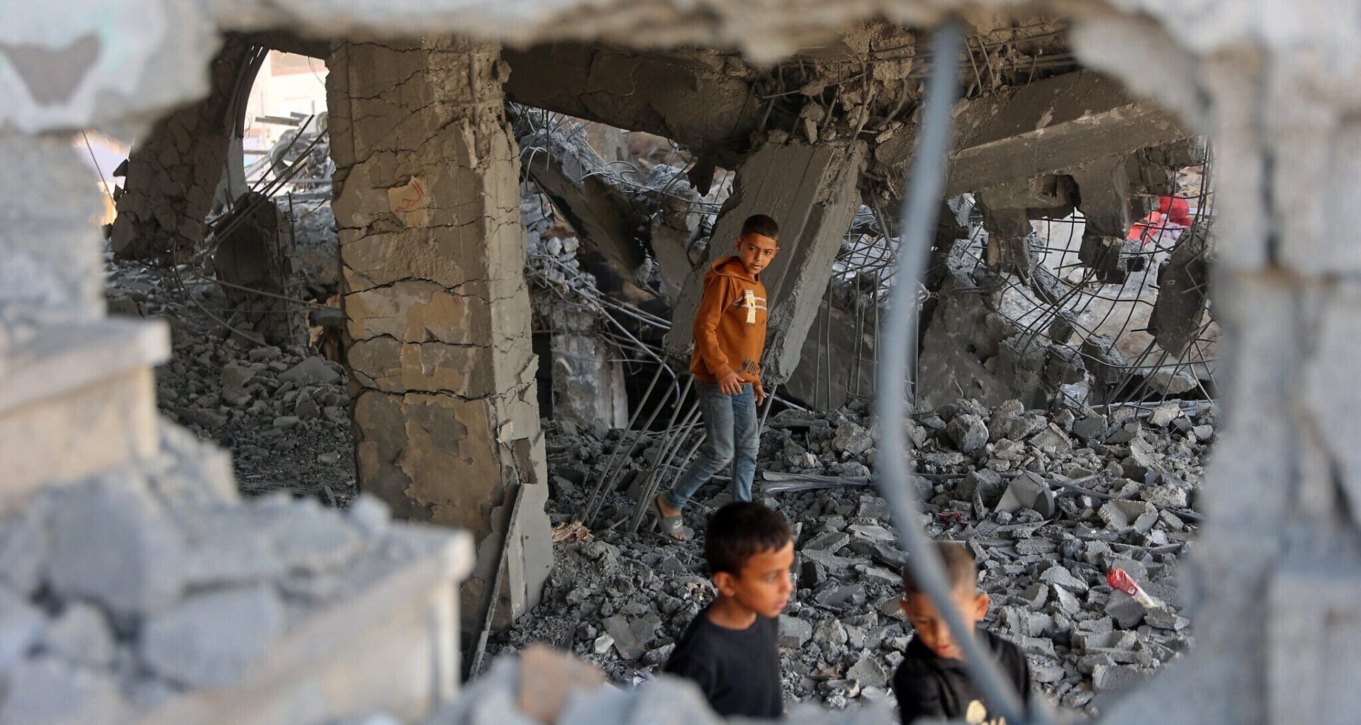 Seeking to help rebuild Gaza, EU bolsters reform-linked financial support for PA