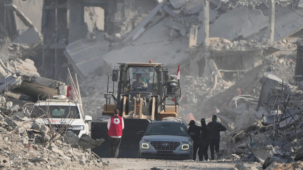 חיפושים אחרי חללים חטופים בעזה