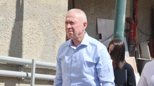 Former defense minister Yoav Gallant still can't return to his Amikam home over secur