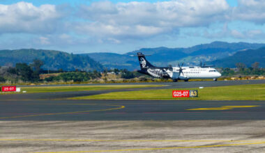 SunLive - Whakaari ash cancels Tauranga Airport flights