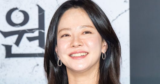 Song Ji-hyo's Agency Threatens Legal Action Over Father's Debt - 조선일보