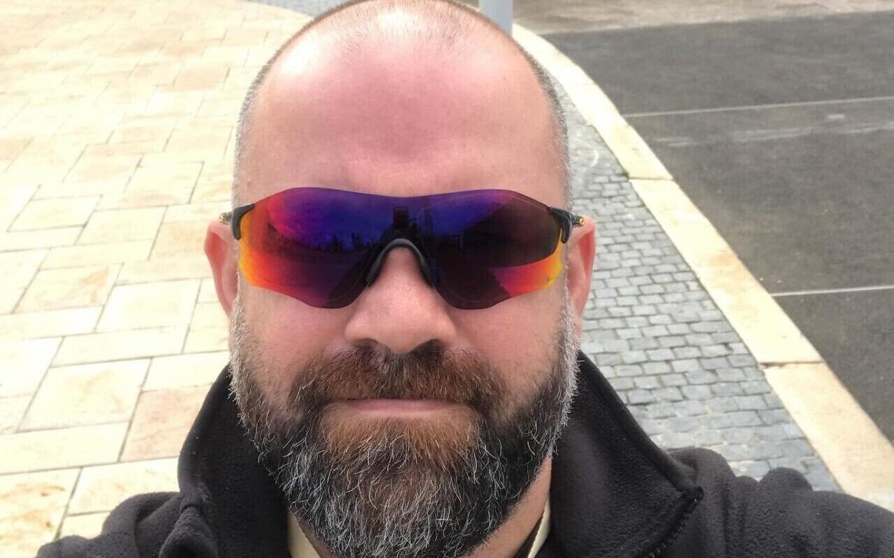 Ex-cop with PTSD dies two weeks after self-immolating outside defense official’s home