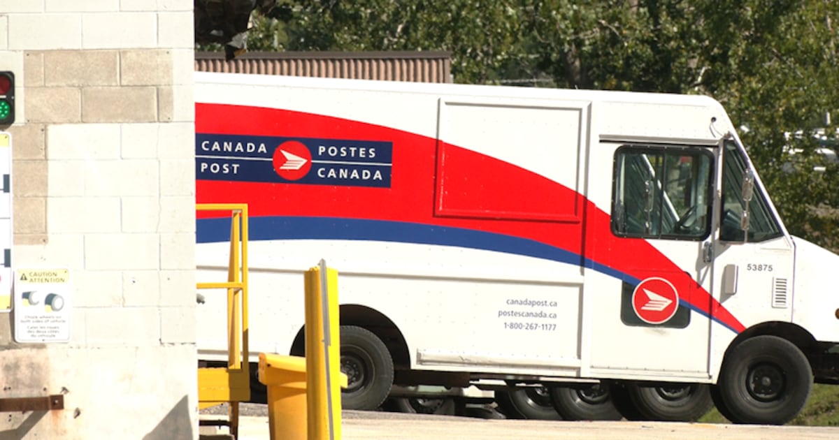 ‘Trust has dropped’: Businesses lose faith in Canada Post despite deal with union - CTV News