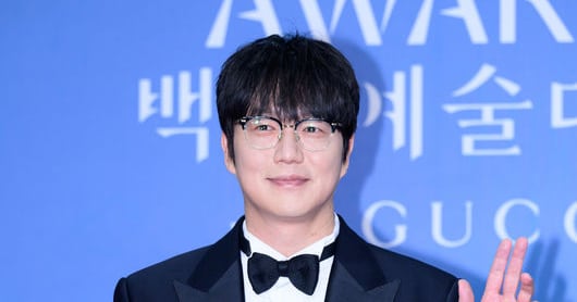 Sung Si-kyung Pauses YouTube Following Manager Betrayal - 조선일보