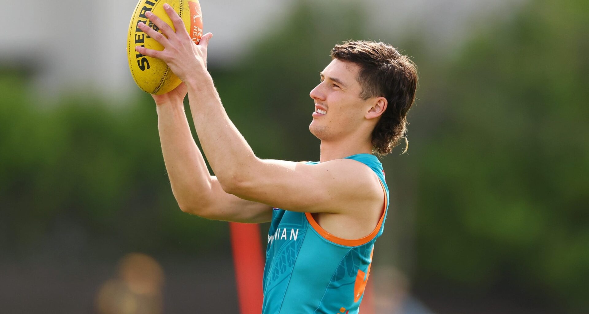 Track watch: Draftee takes out time trial as Hawks forwards prepare for midfield moves - AFL News