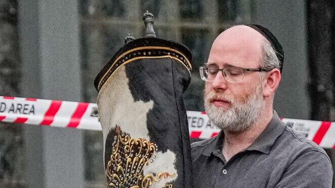 Australian Envoy Links Antisemitism to Israel Policy, Jewish Leaders Push Back