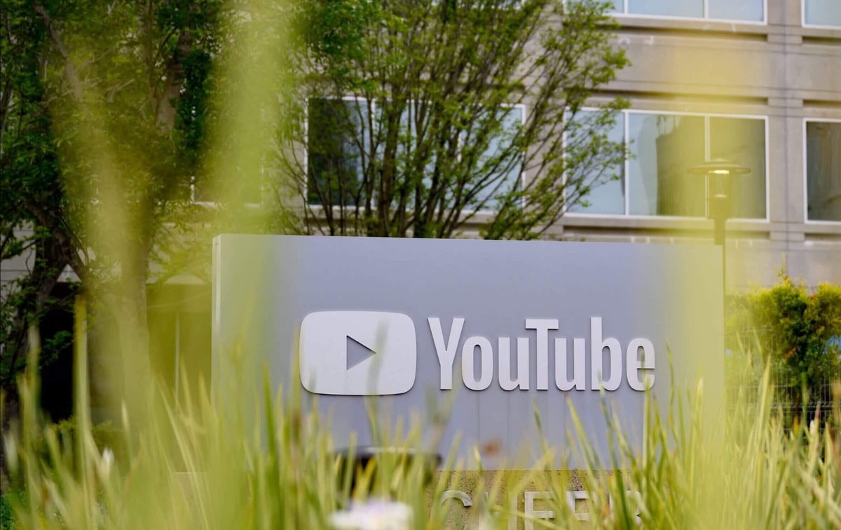 YouTube TV to offer $20 credit to subscribers if contract standoff with ESPN continues: Source