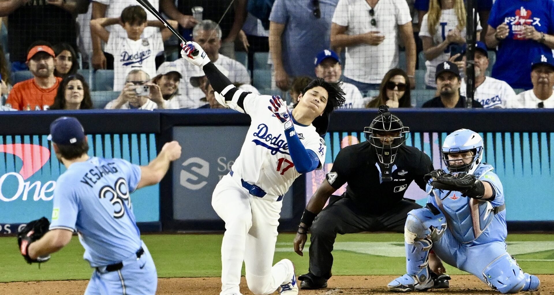 The Blue Jays Make The Dodgers Look Fake And Silly