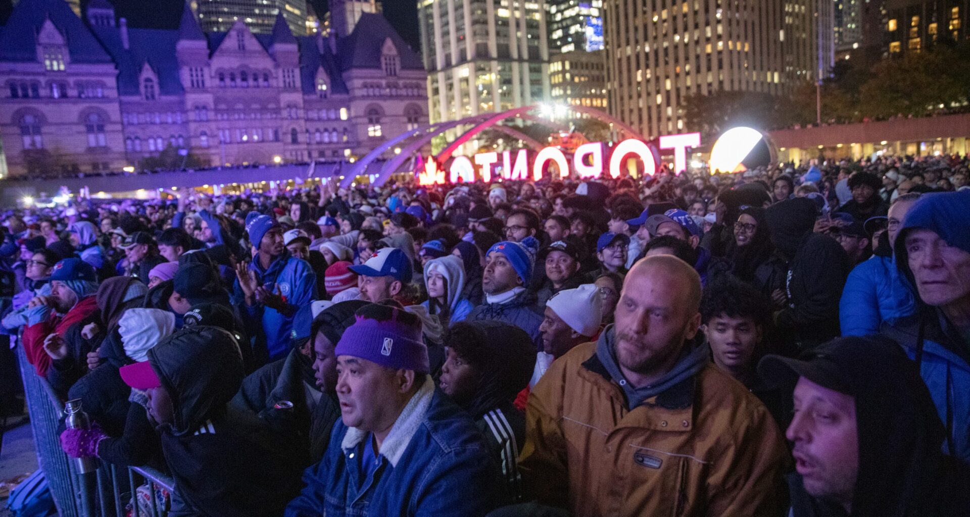 Metrolinx, City of Toronto slammed for not extending transit service after World Series finale