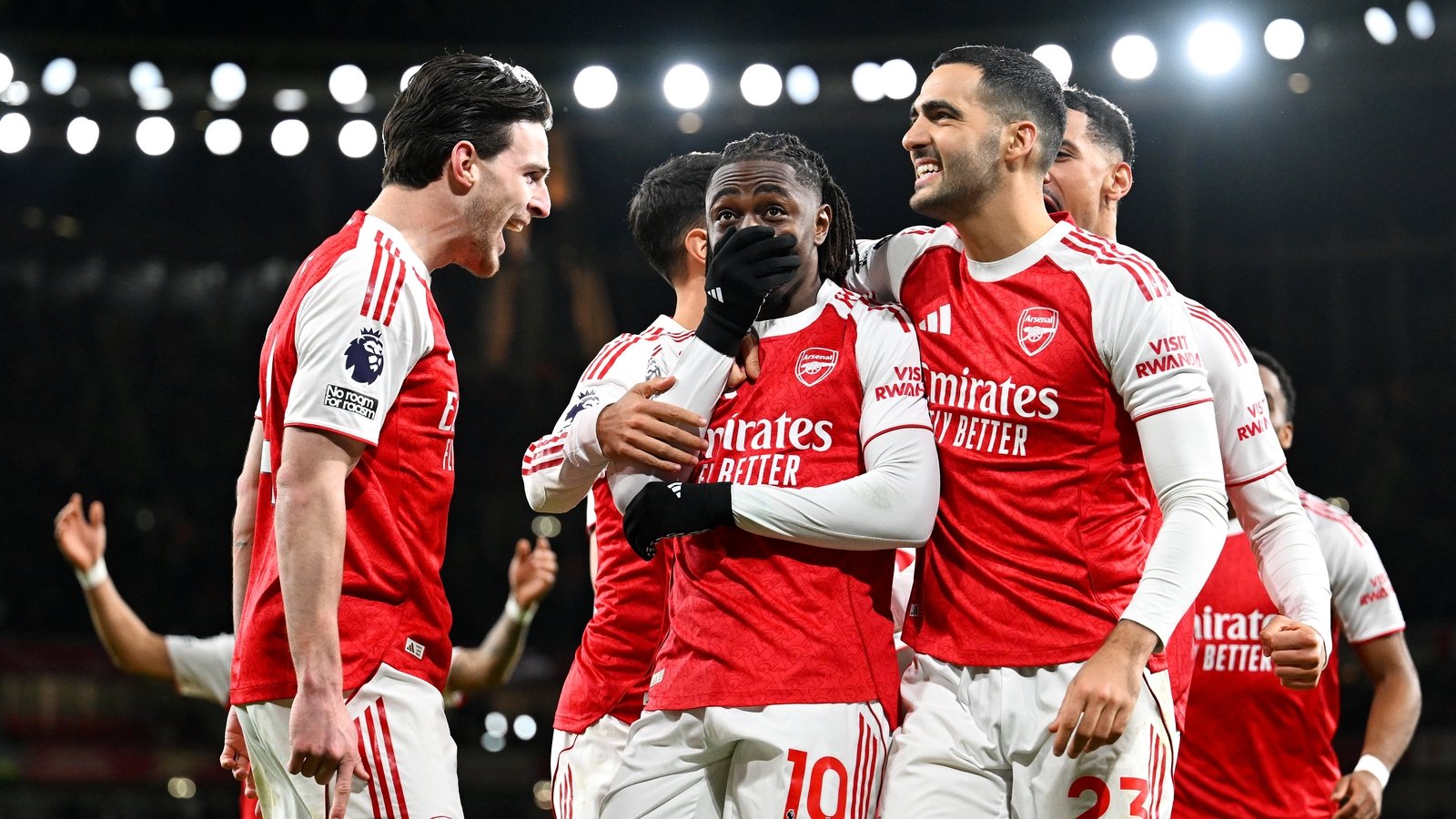 Arsenal 4 - 1 Tottenham Hotspur - Match Report