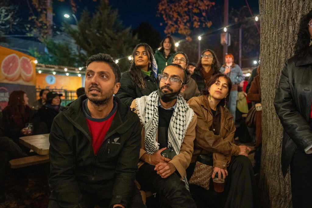 חוגגים את ניצחון זוהראן ממדאני ב ניו יורק