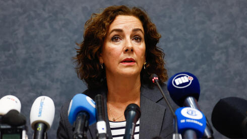 Amsterdam mayor defends Hanukkah concert cancellation, rejects antisemitism claims
