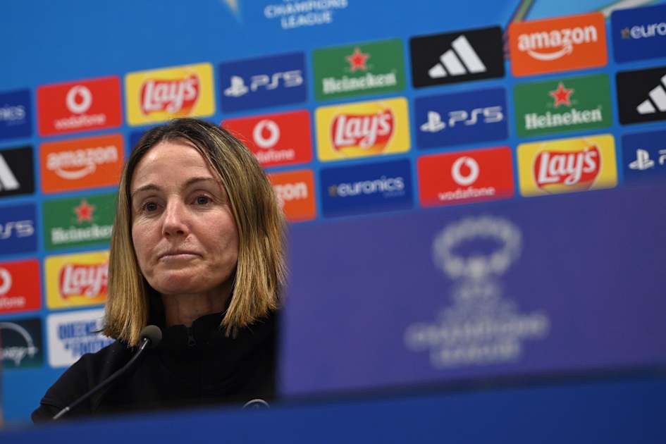 Bompastor on Hampton absence and James return | News | Official Site