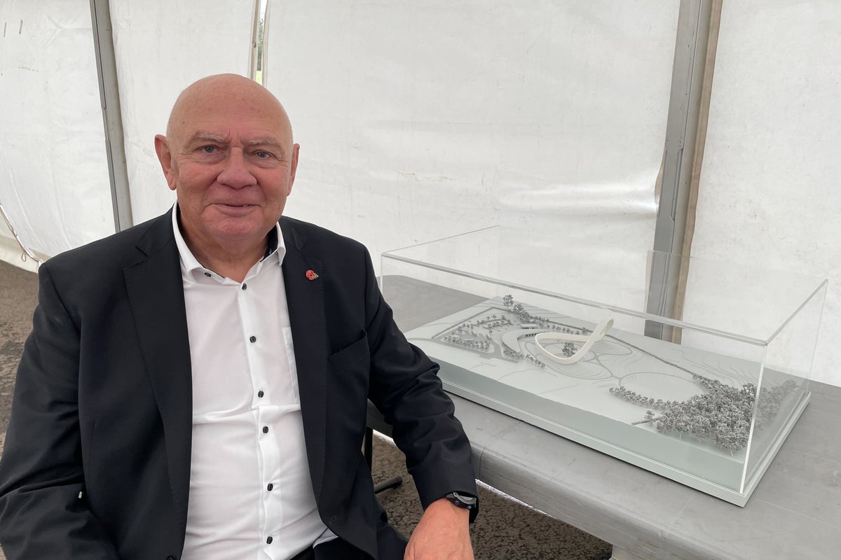 Tycoon who donated £1m to Brexit campaigns considers moving to Australia for good