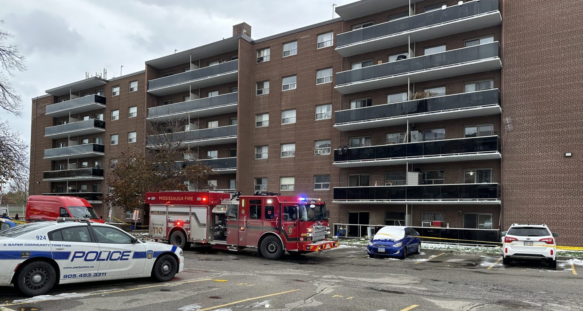 1 dead in Mississauga apartment fire