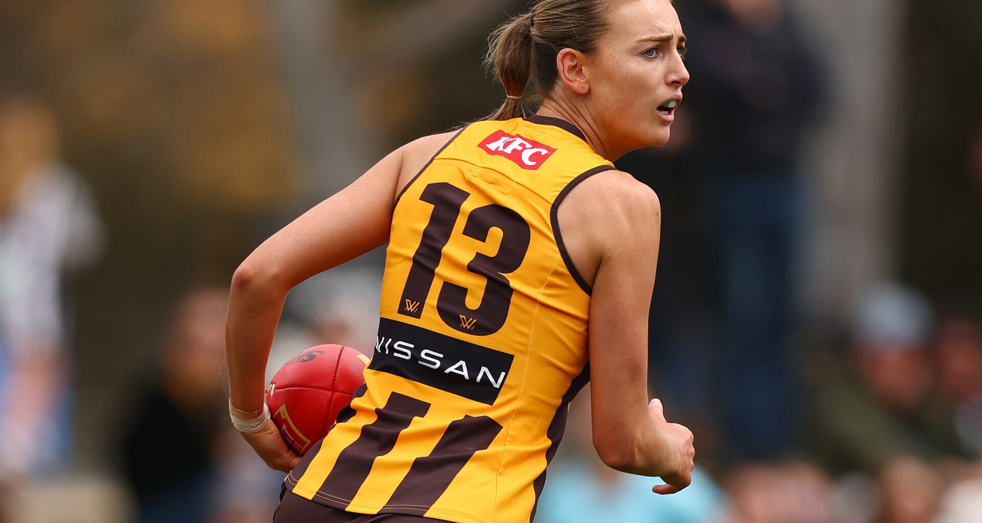 Hawks star makes call on future amid rival interest