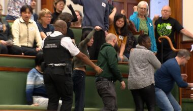 Ontario passes controversial Bill 60 amid criticism