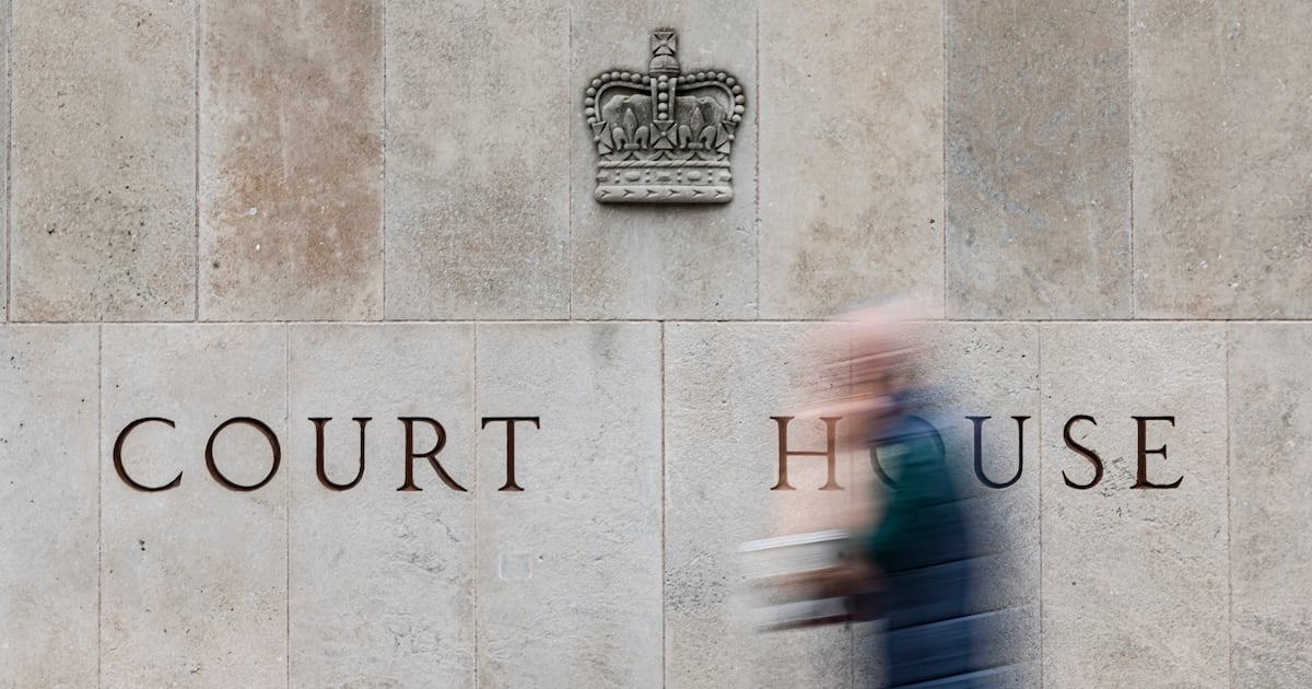 Toronto judge tosses ‘very serious’ charges after Crown identifies informant 