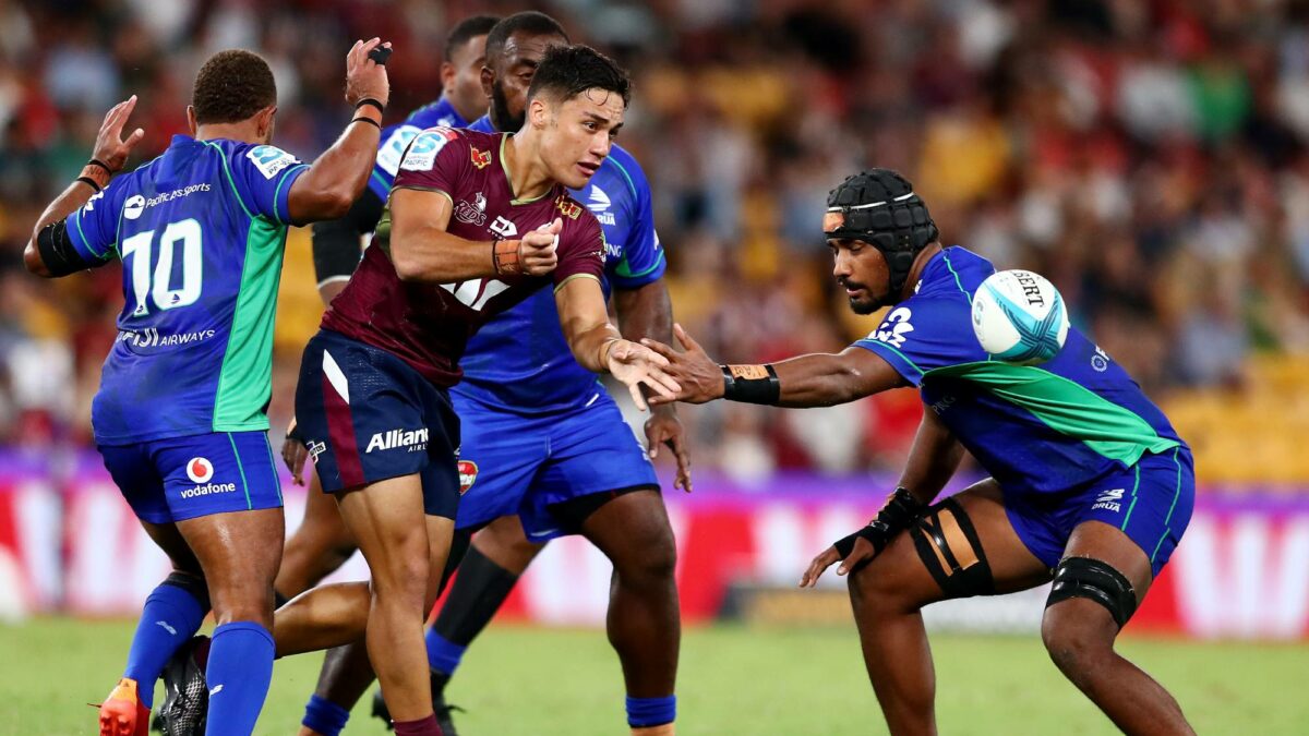 Reds bolter to debut for Wallabies against France as Schmidt recalls Gordon