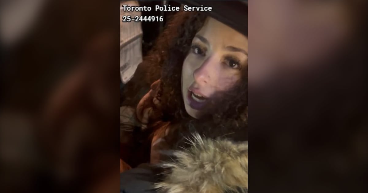 Taxi cab assault in Toronto: female suspect wanted