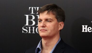 Michael Burry deregisters hedge fund