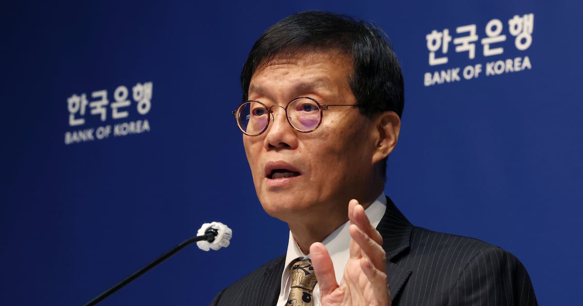 Bank of Korea Meeting Eyes Governor Rhee's Explanation Over Rate Decision - 조선일보