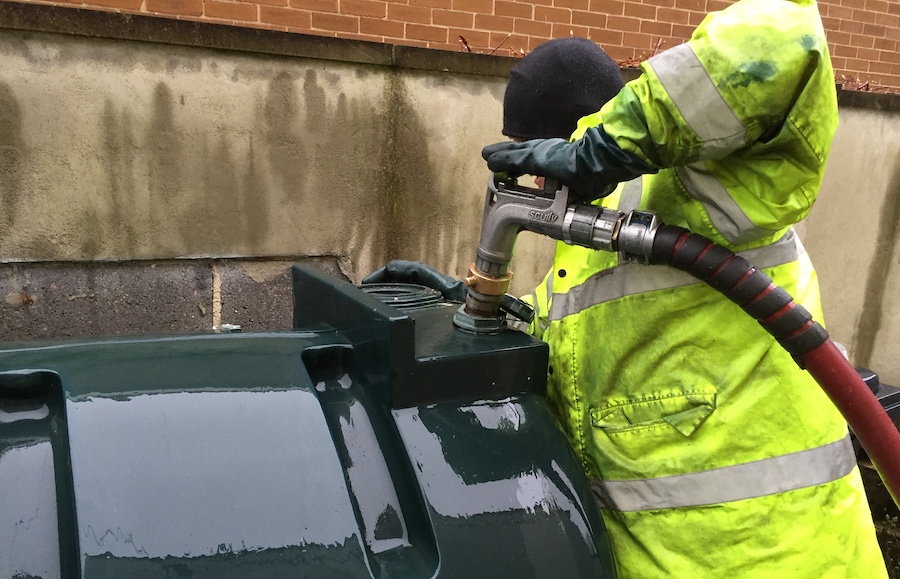 Government slammed as home heating oil reaches €1,000 a fill in Donegal