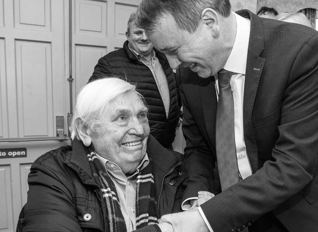 Former Minister of State and Clare TD Donal Carey dies aged 88