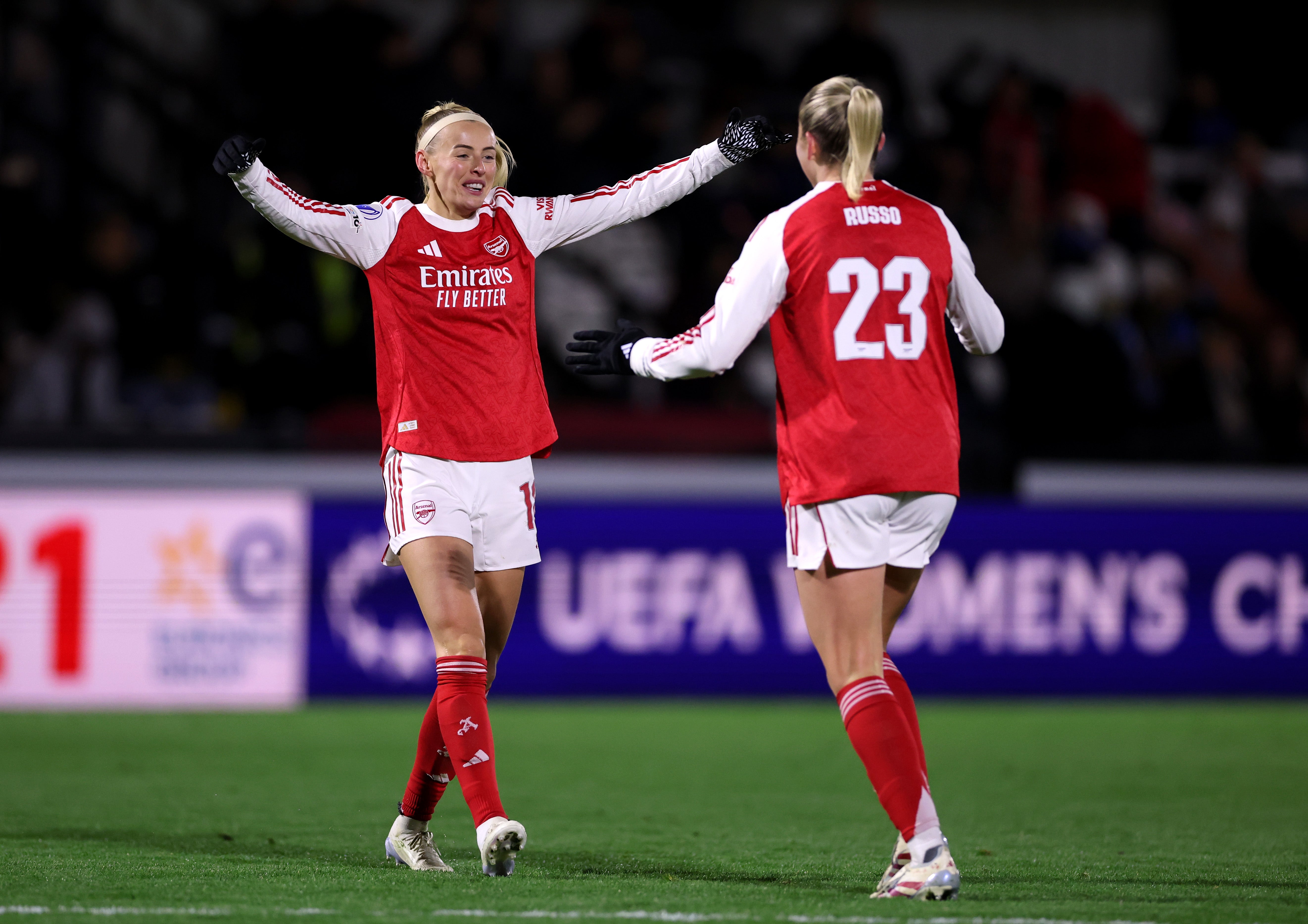 Russo combined brilliantly with England teammates Kelly and Mead