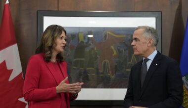 ‘He hasn’t been very constructive now, has he?’ Danielle Smith pushes back against Eby comments - CTV News