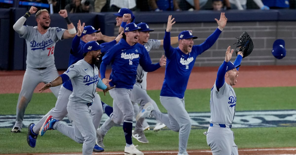 ‘Absolutely heartbroken for the Blue Jays’: U.S. media react to Toronto Blue Jays World Series loss - CTV News