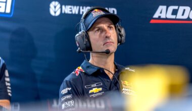Whincup steps back from Supercars co-driving - Supercars