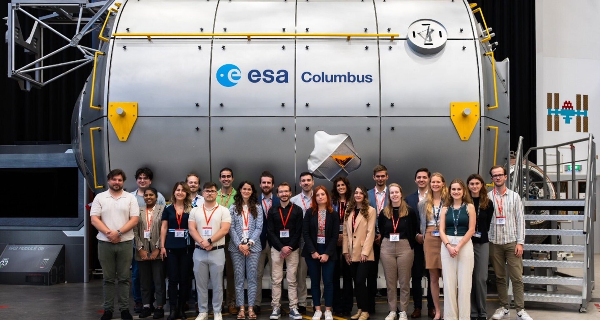 The CleanCube challenge teams attended a workshop at ESTEC
