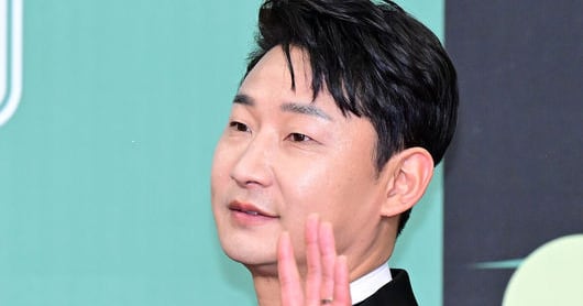Former Footballer Lee Cheon Su Sued for Alleged Fraud Over Hundreds of Millions - 조선일보