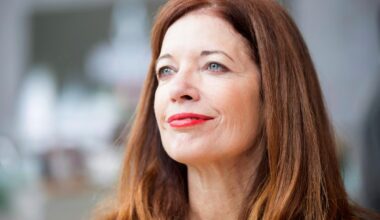 Colleen Jones, champion curler and CBC broadcaster, dies at 65