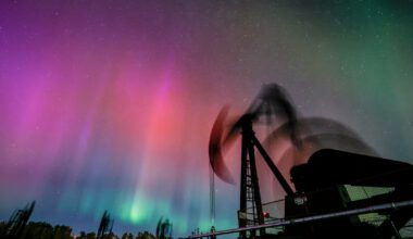 Most Canadians have a chance to see the northern lights tonight - CTV News